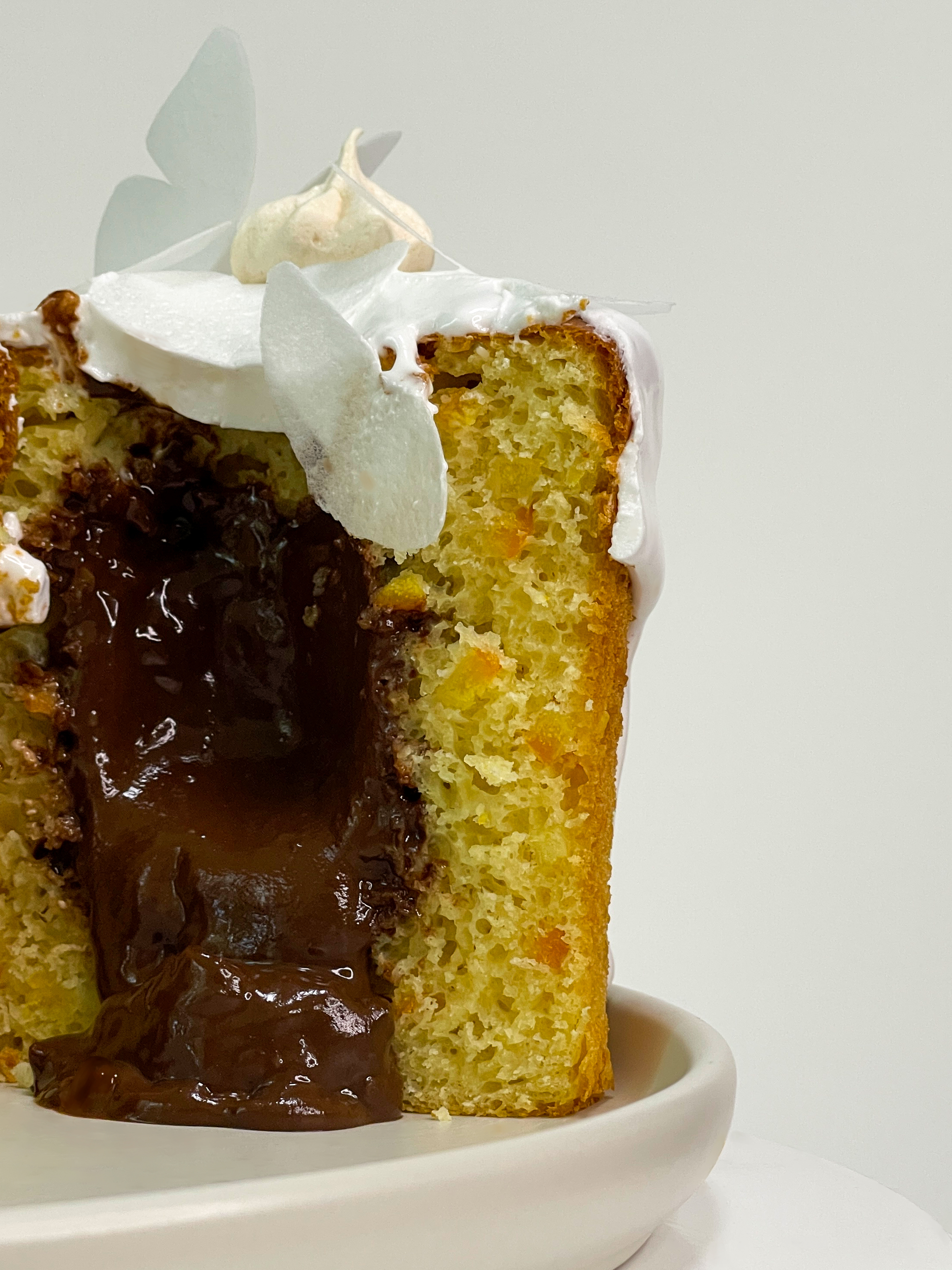 Апельсиновий панеттоне з шоколадною начинкою